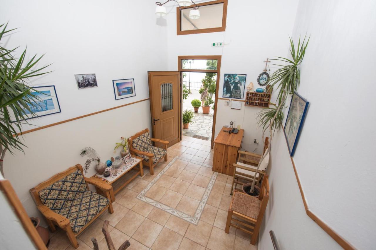 Orfanos Loutraki Rooms Exterior foto