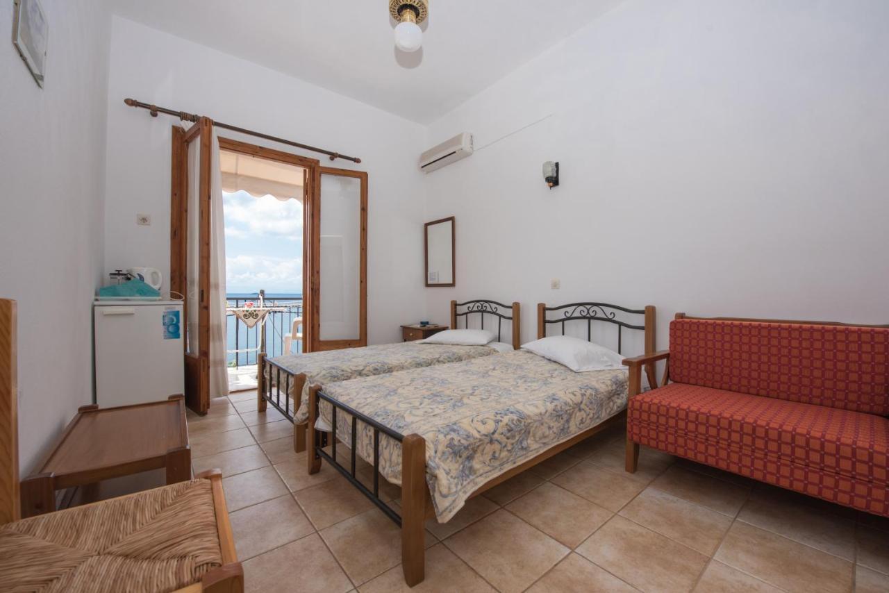 Orfanos Loutraki Rooms Exterior foto